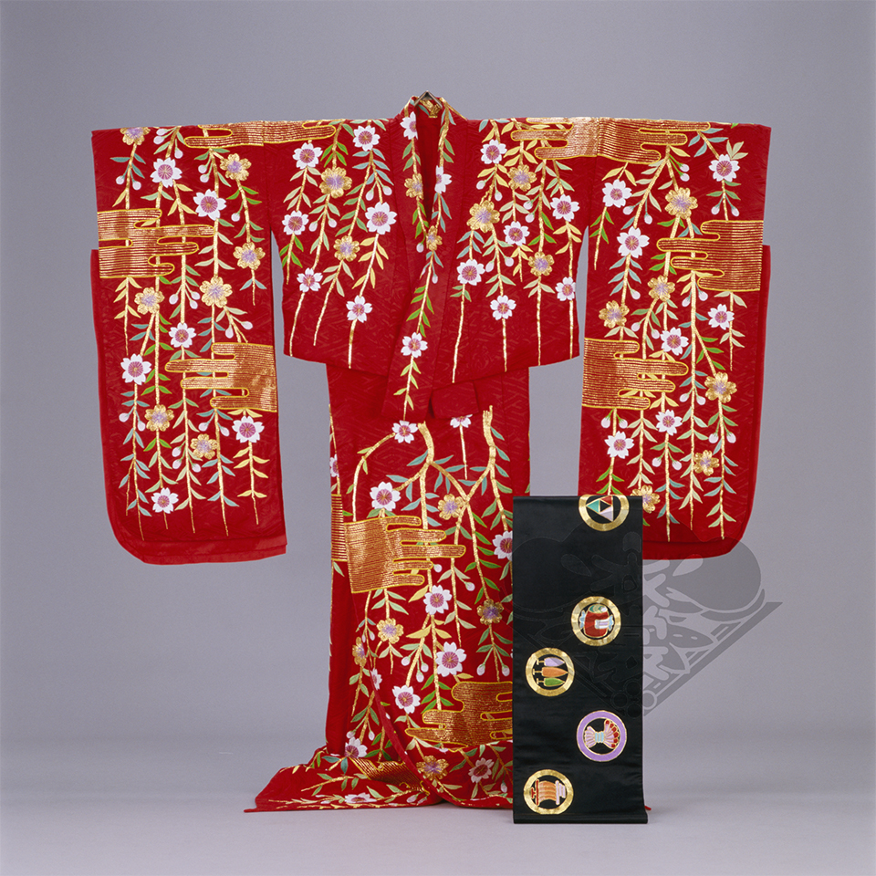 オシャレ 舞台衣装 日本舞踊 手描き 朱雀の柄の着物 | ochge.org